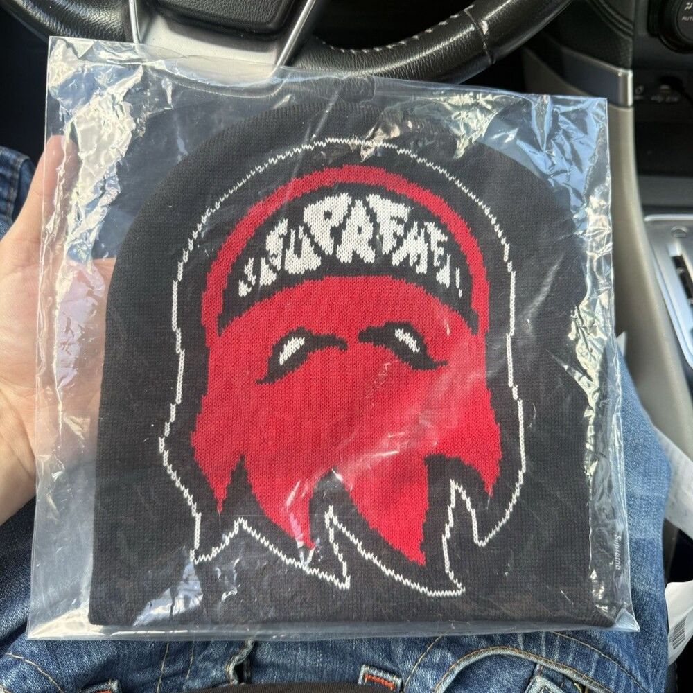 Supreme Spitfire Beanie Black Brand New